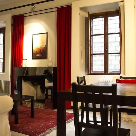 דירה Conti Colosseo Suites רומא
