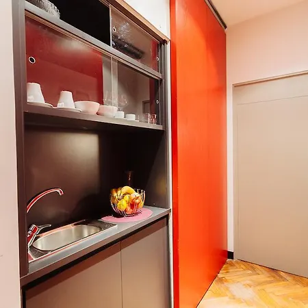 Conti Colosseo Suites