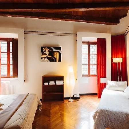 Conti Colosseo Suites רומא