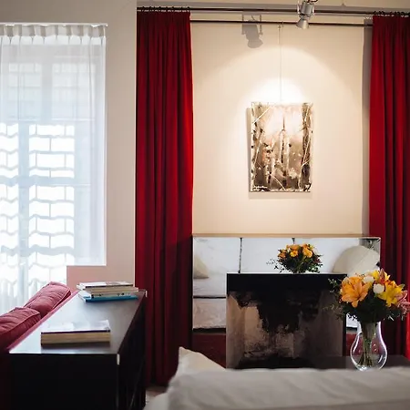 דירה Conti Colosseo Suites רומא