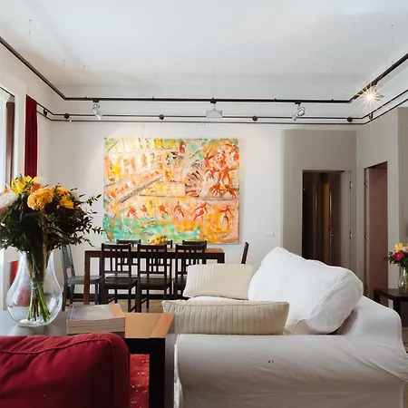 דירה Conti Colosseo Suites רומא